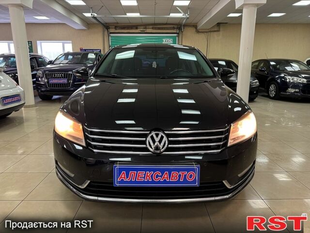Черный Фольксваген Пассат, объемом двигателя 1.8 л и пробегом 196 тыс. км за 8900 $, фото 5 на Automoto.ua