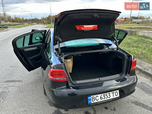 Черный Фольксваген Пассат, объемом двигателя 1.6 л и пробегом 248 тыс. км за 10000 $, фото 5 на Automoto.ua