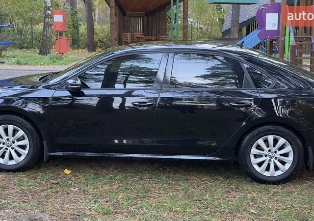 Черный Фольксваген Пассат, объемом двигателя 2.5 л и пробегом 210 тыс. км за 9699 $, фото 8 на Automoto.ua