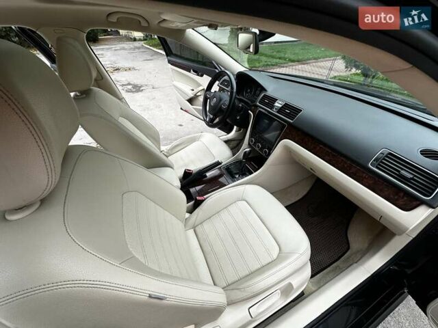 Черный Фольксваген Пассат, объемом двигателя 2.5 л и пробегом 216 тыс. км за 9999 $, фото 32 на Automoto.ua