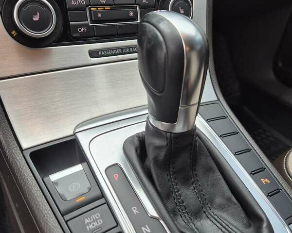 Черный Фольксваген Пассат, объемом двигателя 1.8 л и пробегом 198 тыс. км за 10999 $, фото 40 на Automoto.ua