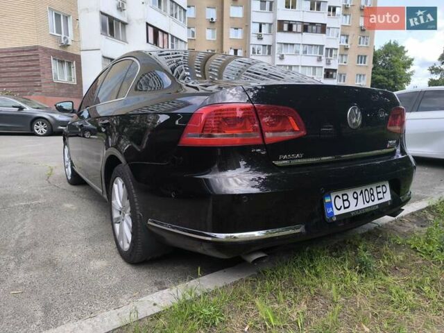 Черный Фольксваген Пассат, объемом двигателя 1.97 л и пробегом 300 тыс. км за 11700 $, фото 4 на Automoto.ua