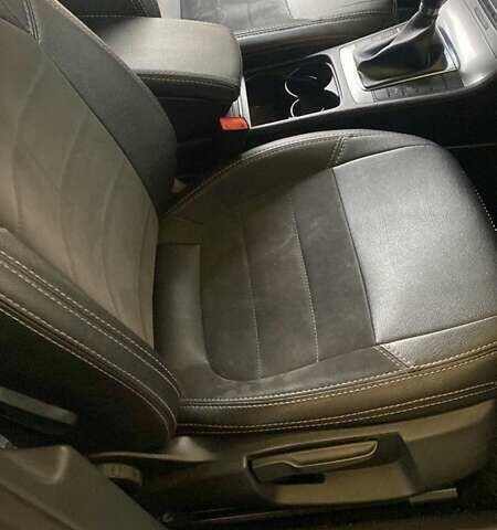 Чорний Фольксваген Пассат, об'ємом двигуна 1.8 л та пробігом 191 тис. км за 7500 $, фото 8 на Automoto.ua