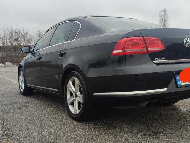 Черный Фольксваген Пассат, объемом двигателя 2 л и пробегом 324 тыс. км за 7500 $, фото 2 на Automoto.ua