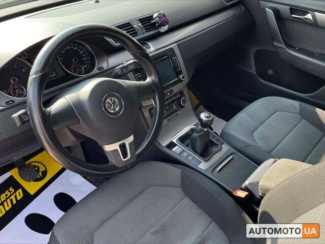 Черный Фольксваген Пассат, объемом двигателя 1.8 л и пробегом 153 тыс. км за 10600 $, фото 12 на Automoto.ua