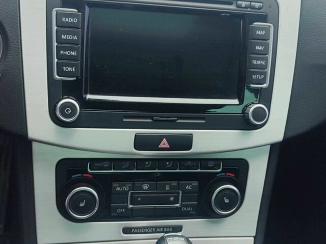 Черный Фольксваген Пассат, объемом двигателя 2 л и пробегом 324 тыс. км за 7500 $, фото 12 на Automoto.ua