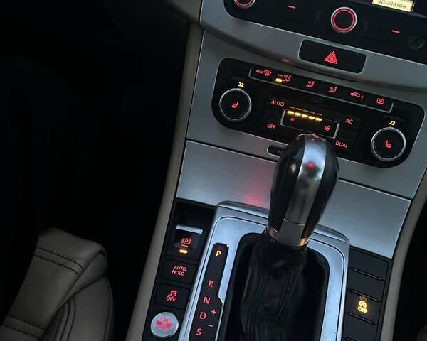 Черный Фольксваген Пассат, объемом двигателя 1.39 л и пробегом 265 тыс. км за 9900 $, фото 37 на Automoto.ua