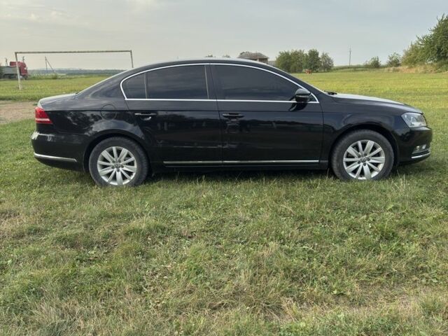 Черный Фольксваген Пассат, объемом двигателя 1.8 л и пробегом 190 тыс. км за 8800 $, фото 1 на Automoto.ua