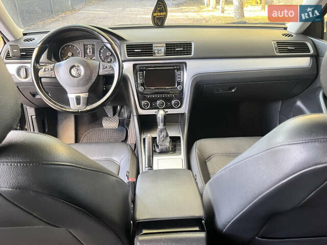 Черный Фольксваген Пассат, объемом двигателя 2.48 л и пробегом 271 тыс. км за 8900 $, фото 6 на Automoto.ua