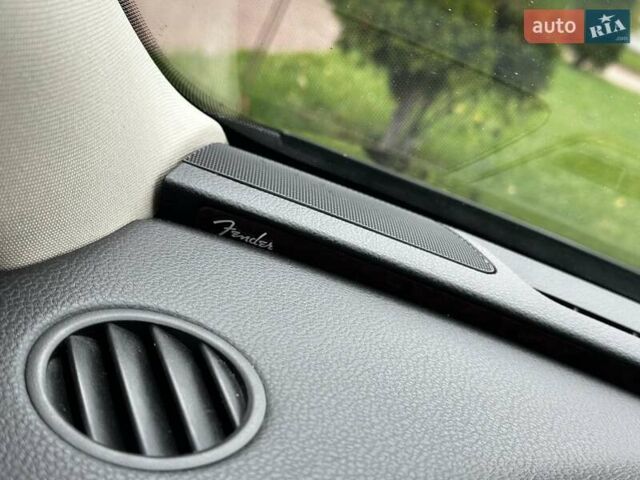 Черный Фольксваген Пассат, объемом двигателя 2.5 л и пробегом 216 тыс. км за 9999 $, фото 29 на Automoto.ua