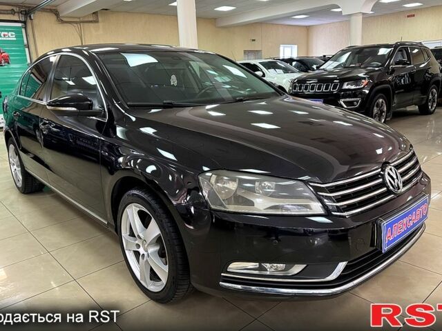 Черный Фольксваген Пассат, объемом двигателя 1.8 л и пробегом 196 тыс. км за 8900 $, фото 4 на Automoto.ua