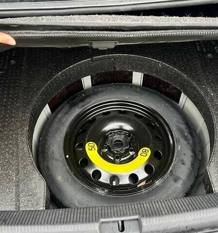 Черный Фольксваген Пассат, объемом двигателя 2.48 л и пробегом 183 тыс. км за 9299 $, фото 10 на Automoto.ua