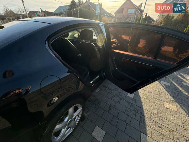 Черный Фольксваген Пассат, объемом двигателя 1.97 л и пробегом 243 тыс. км за 11400 $, фото 12 на Automoto.ua
