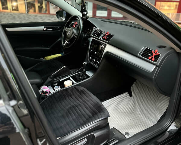 Черный Фольксваген Пассат, объемом двигателя 2.48 л и пробегом 230 тыс. км за 10000 $, фото 7 на Automoto.ua