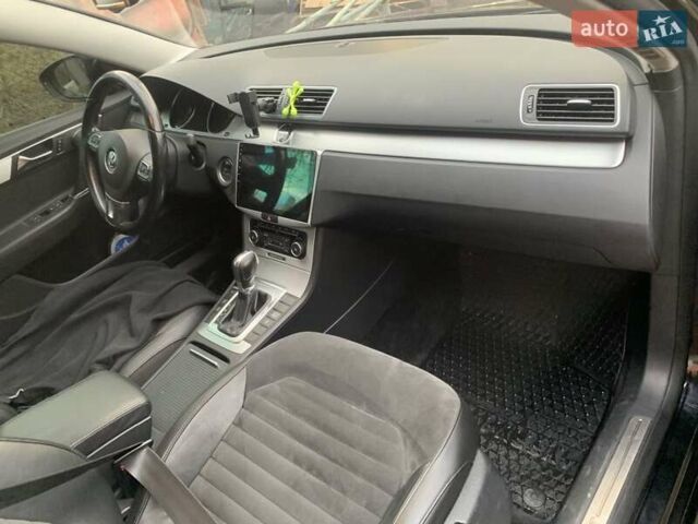 Черный Фольксваген Пассат, объемом двигателя 1.4 л и пробегом 211 тыс. км за 9500 $, фото 21 на Automoto.ua