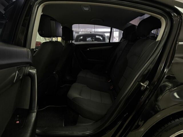 Чорний Фольксваген Пассат, об'ємом двигуна 1.8 л та пробігом 196 тис. км за 8900 $, фото 7 на Automoto.ua