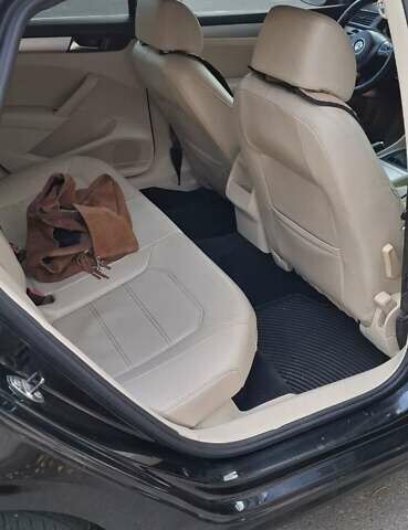 Черный Фольксваген Пассат, объемом двигателя 2.48 л и пробегом 199 тыс. км за 8400 $, фото 8 на Automoto.ua