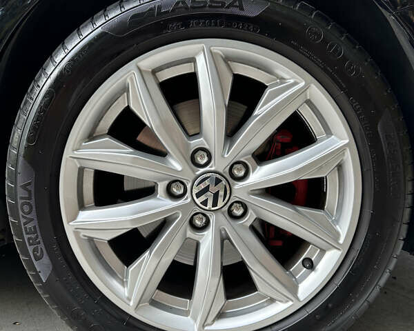 Черный Фольксваген Пассат, объемом двигателя 1.97 л и пробегом 254 тыс. км за 11700 $, фото 12 на Automoto.ua