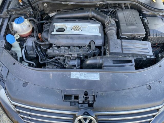 Чорний Фольксваген Пассат, об'ємом двигуна 2 л та пробігом 295 тис. км за 8500 $, фото 6 на Automoto.ua