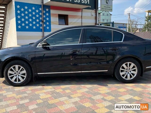 Черный Фольксваген Пассат, объемом двигателя 1.8 л и пробегом 153 тыс. км за 10600 $, фото 3 на Automoto.ua