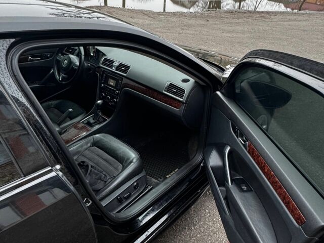 Черный Фольксваген Пассат, объемом двигателя 2.5 л и пробегом 388 тыс. км за 8900 $, фото 8 на Automoto.ua