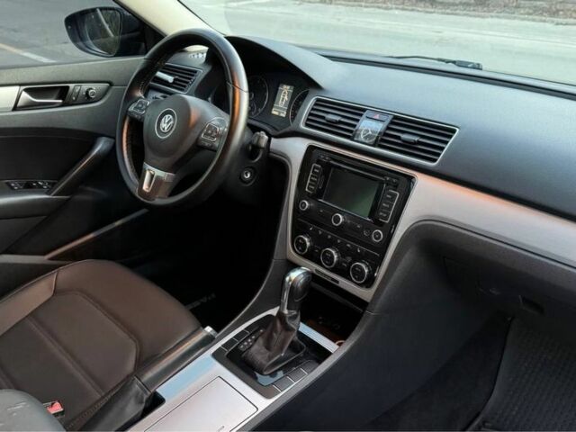 Чорний Фольксваген Пассат, об'ємом двигуна 2.5 л та пробігом 250 тис. км за 9700 $, фото 17 на Automoto.ua