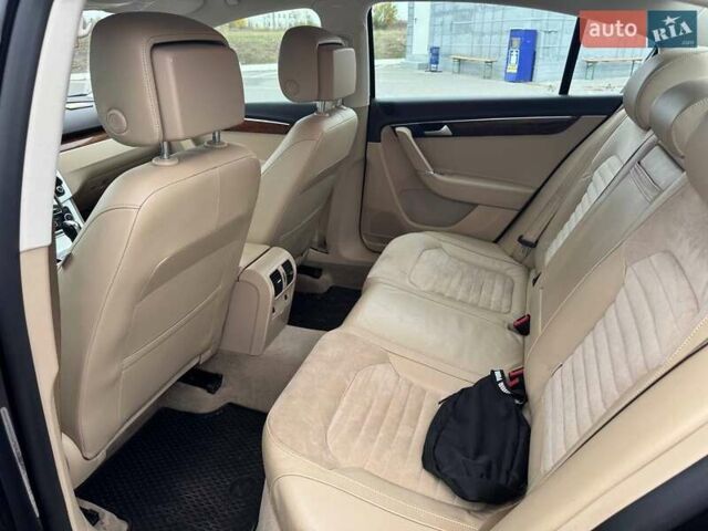 Черный Фольксваген Пассат, объемом двигателя 1.39 л и пробегом 209 тыс. км за 9200 $, фото 6 на Automoto.ua