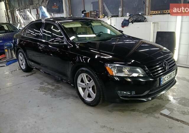 Черный Фольксваген Пассат, объемом двигателя 2.48 л и пробегом 209 тыс. км за 10000 $, фото 6 на Automoto.ua