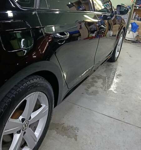 Черный Фольксваген Пассат, объемом двигателя 2.48 л и пробегом 209 тыс. км за 10000 $, фото 5 на Automoto.ua