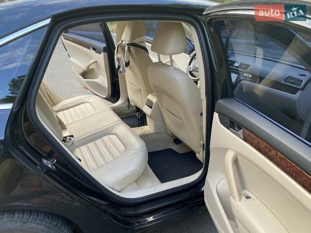 Черный Фольксваген Пассат, объемом двигателя 2.5 л и пробегом 314 тыс. км за 10000 $, фото 8 на Automoto.ua