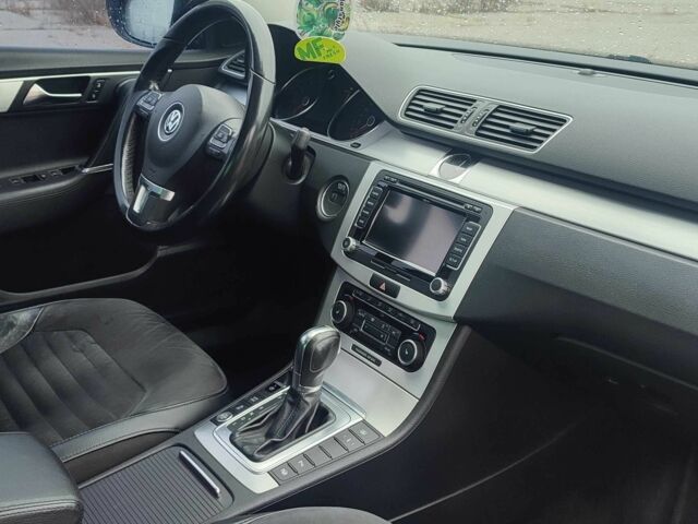 Черный Фольксваген Пассат, объемом двигателя 2 л и пробегом 324 тыс. км за 7500 $, фото 10 на Automoto.ua