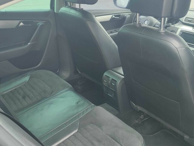 Черный Фольксваген Пассат, объемом двигателя 2 л и пробегом 324 тыс. км за 7500 $, фото 11 на Automoto.ua