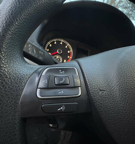 Черный Фольксваген Пассат, объемом двигателя 2.5 л и пробегом 210 тыс. км за 9699 $, фото 15 на Automoto.ua