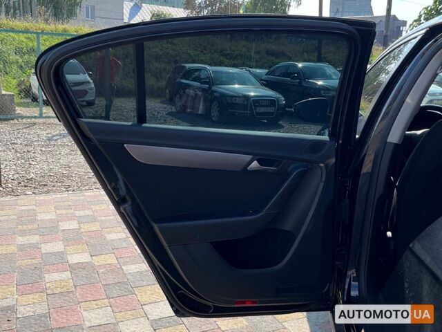 Черный Фольксваген Пассат, объемом двигателя 1.8 л и пробегом 153 тыс. км за 10600 $, фото 18 на Automoto.ua