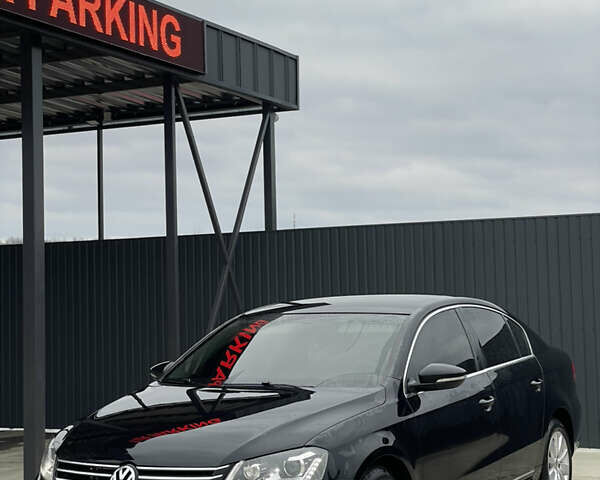 Черный Фольксваген Пассат, объемом двигателя 1.6 л и пробегом 299 тыс. км за 9499 $, фото 5 на Automoto.ua