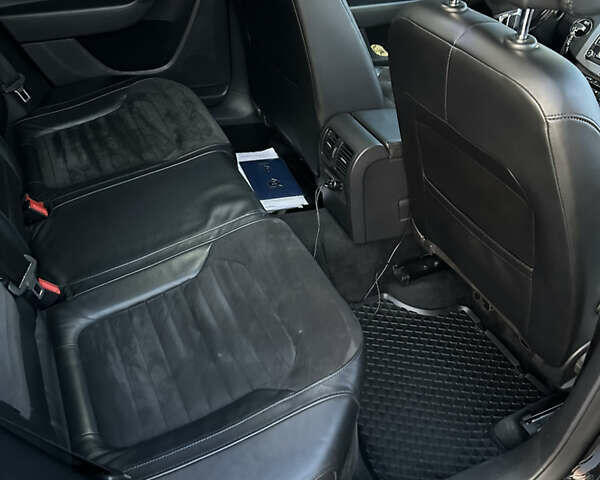 Черный Фольксваген Пассат, объемом двигателя 1.8 л и пробегом 245 тыс. км за 11500 $, фото 15 на Automoto.ua