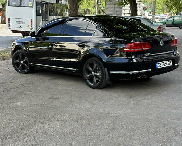 Черный Фольксваген Пассат, объемом двигателя 1.8 л и пробегом 245 тыс. км за 11500 $, фото 18 на Automoto.ua