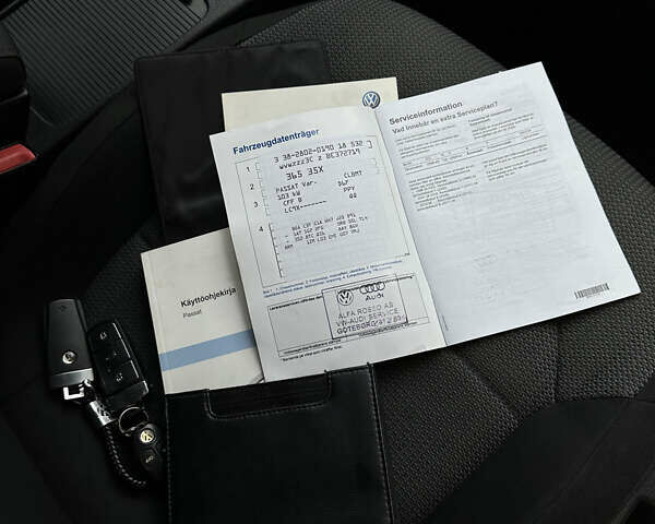 Черный Фольксваген Пассат, объемом двигателя 1.97 л и пробегом 254 тыс. км за 11700 $, фото 34 на Automoto.ua