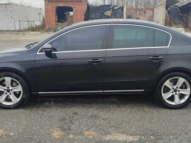 Черный Фольксваген Пассат, объемом двигателя 2 л и пробегом 324 тыс. км за 7500 $, фото 5 на Automoto.ua