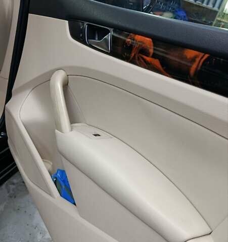 Черный Фольксваген Пассат, объемом двигателя 2.48 л и пробегом 209 тыс. км за 10000 $, фото 11 на Automoto.ua