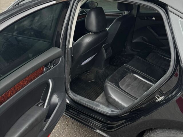 Черный Фольксваген Пассат, объемом двигателя 2.5 л и пробегом 388 тыс. км за 8900 $, фото 3 на Automoto.ua