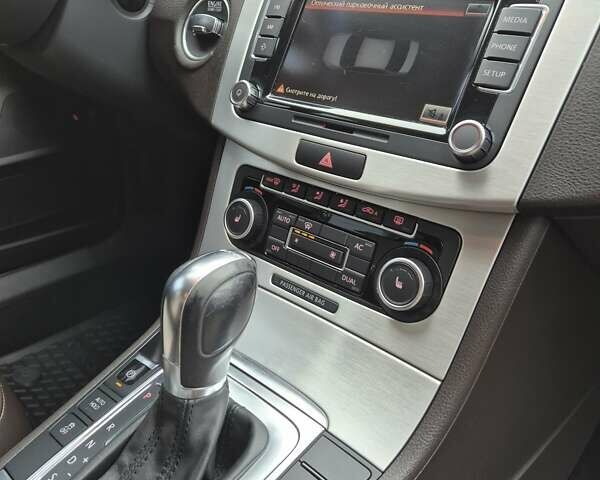 Черный Фольксваген Пассат, объемом двигателя 1.8 л и пробегом 198 тыс. км за 10999 $, фото 65 на Automoto.ua