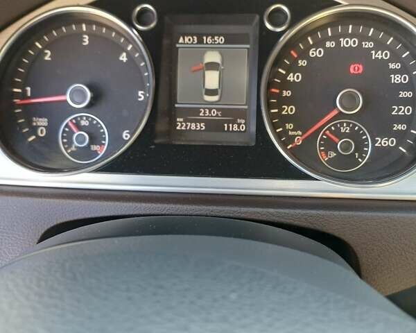Чорний Фольксваген Пассат, об'ємом двигуна 1.6 л та пробігом 227 тис. км за 10500 $, фото 13 на Automoto.ua