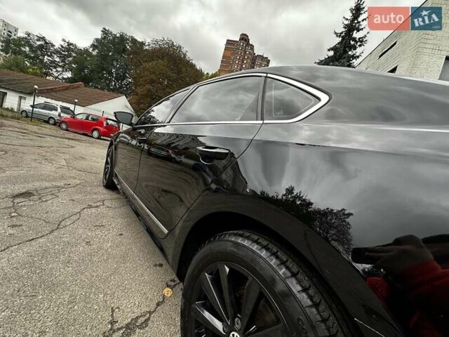 Черный Фольксваген Пассат, объемом двигателя 2.5 л и пробегом 216 тыс. км за 9999 $, фото 16 на Automoto.ua