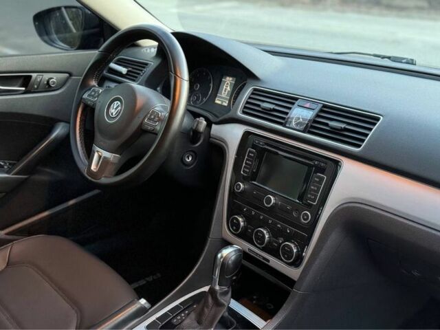 Чорний Фольксваген Пассат, об'ємом двигуна 2.5 л та пробігом 250 тис. км за 9700 $, фото 16 на Automoto.ua