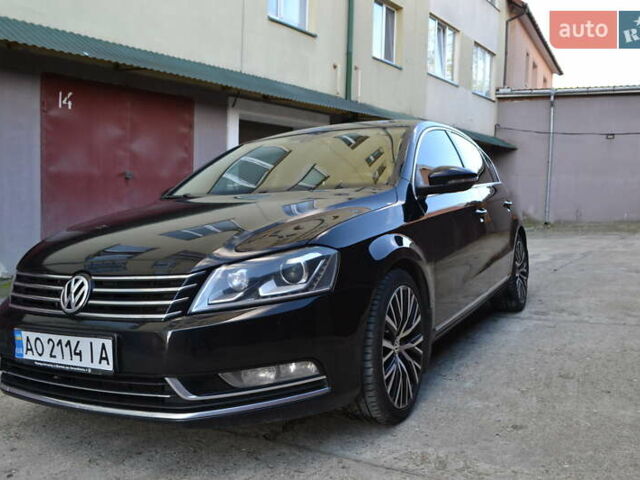 Черный Фольксваген Пассат, объемом двигателя 1.78 л и пробегом 236 тыс. км за 11000 $, фото 2 на Automoto.ua