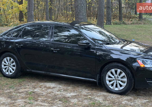 Черный Фольксваген Пассат, объемом двигателя 2.5 л и пробегом 210 тыс. км за 9699 $, фото 3 на Automoto.ua