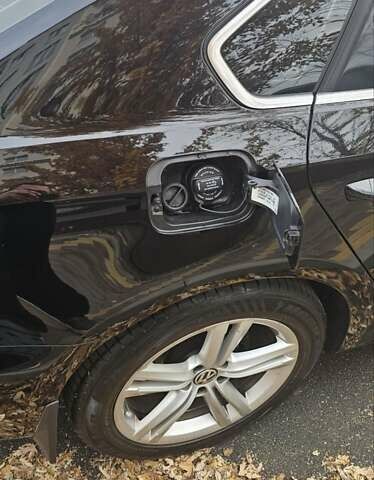 Черный Фольксваген Пассат, объемом двигателя 2.5 л и пробегом 260 тыс. км за 10600 $, фото 5 на Automoto.ua