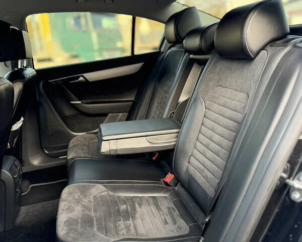 Чорний Фольксваген Пассат, об'ємом двигуна 1.97 л та пробігом 269 тис. км за 12799 $, фото 22 на Automoto.ua