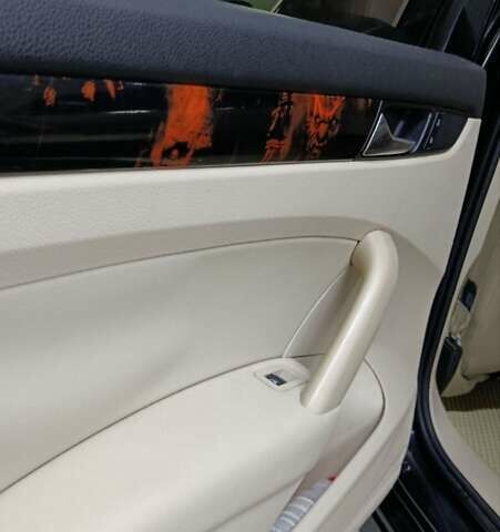 Черный Фольксваген Пассат, объемом двигателя 2.48 л и пробегом 209 тыс. км за 10000 $, фото 10 на Automoto.ua